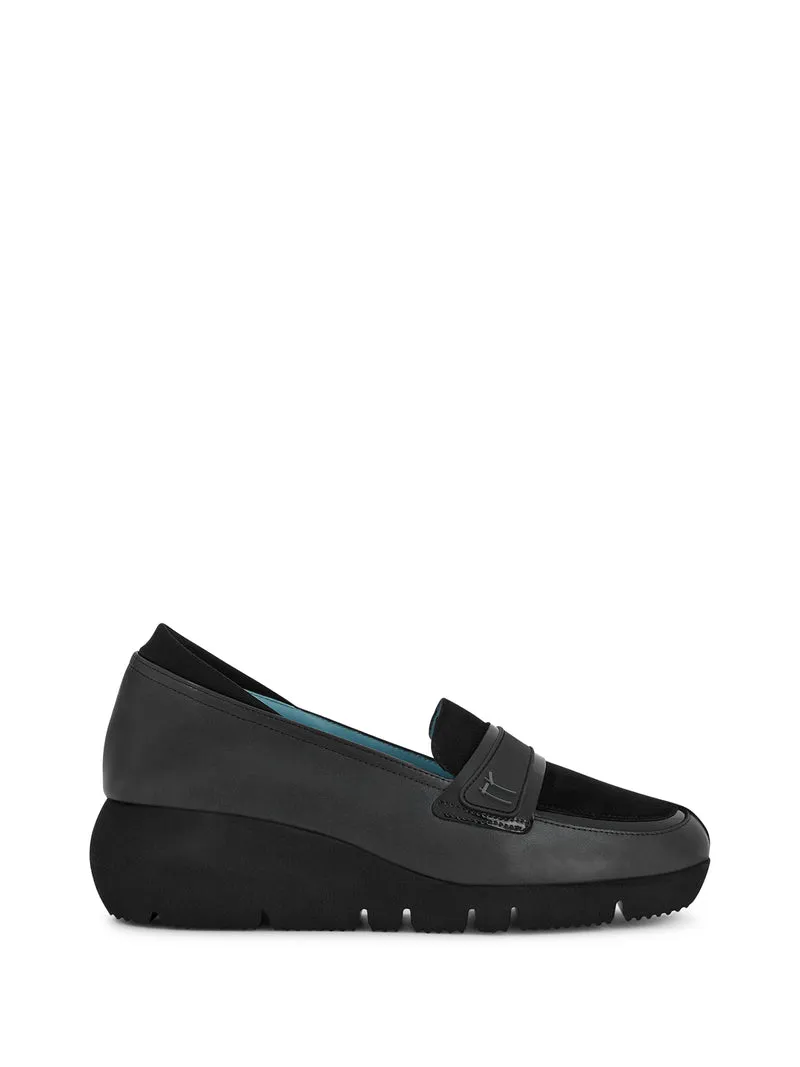 TELIA BLACK ANTIQUE