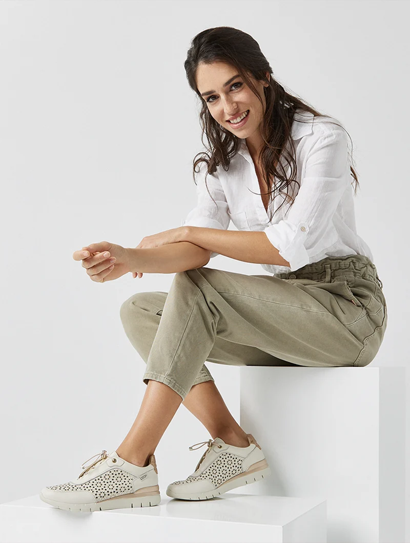 W4R-6584 OFF WHITE
