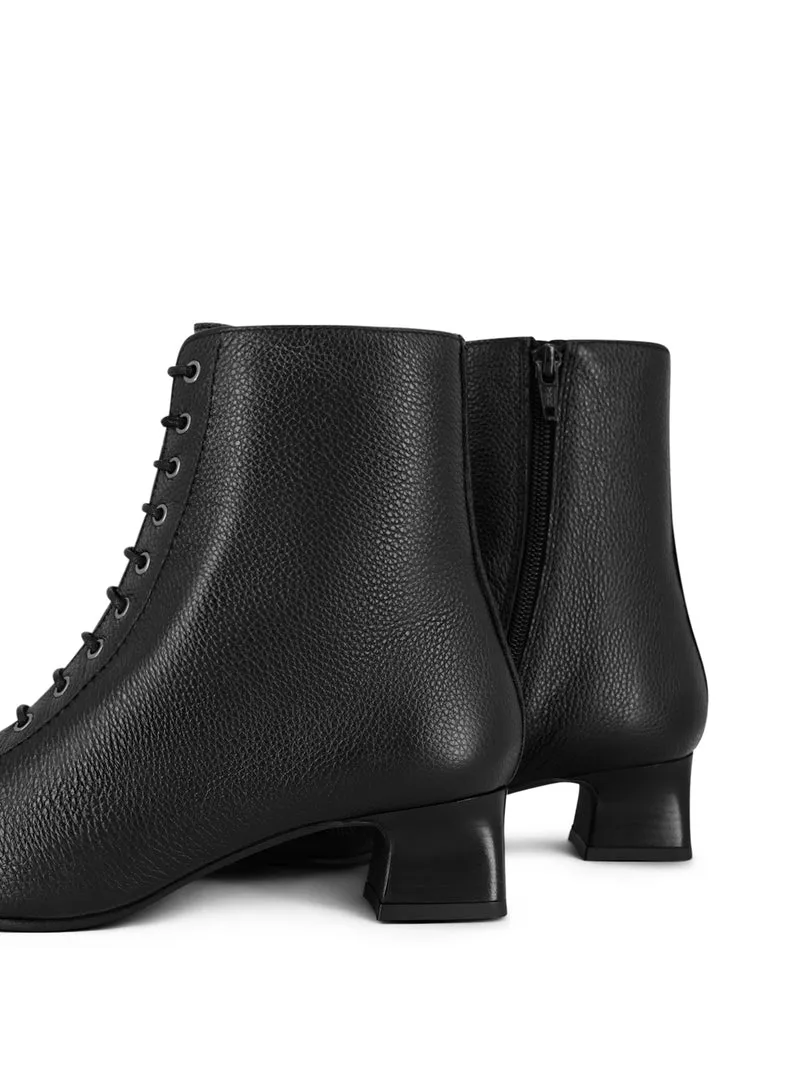 JAZZE BLACK