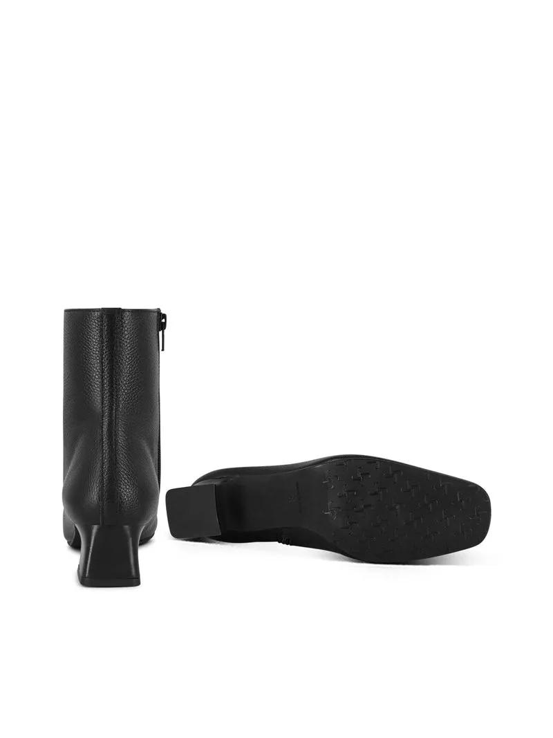 JAZZE BLACK