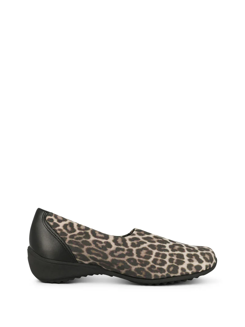 TRAVELLER LEOPARD
