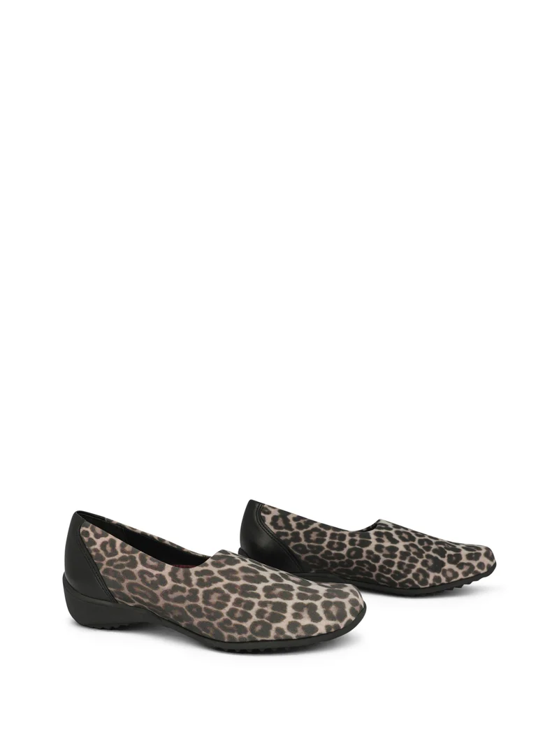 TRAVELLER LEOPARD