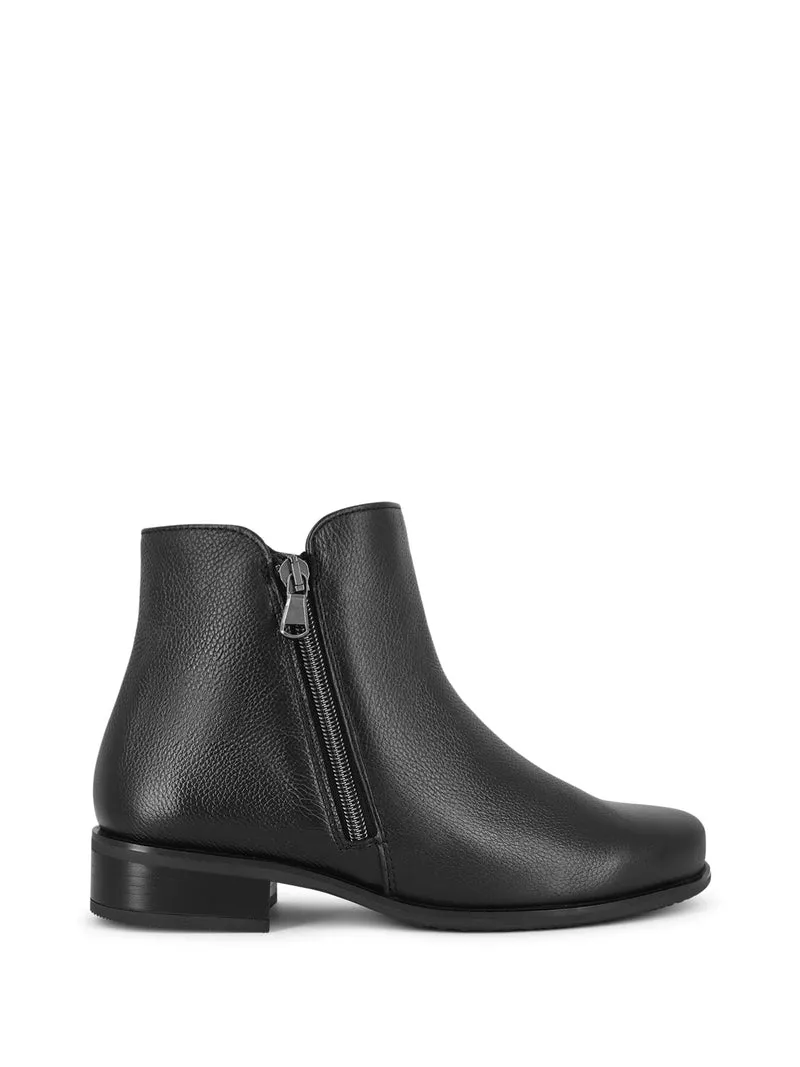 SABARA BLACK