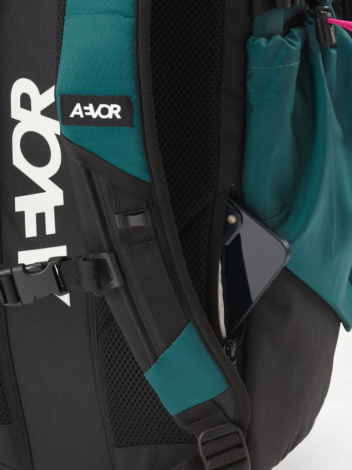 AEVOR Roll Pack Proof evergreen