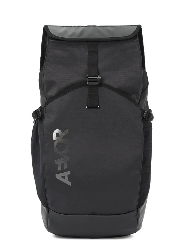 AEVOR Roll Pack Proof black