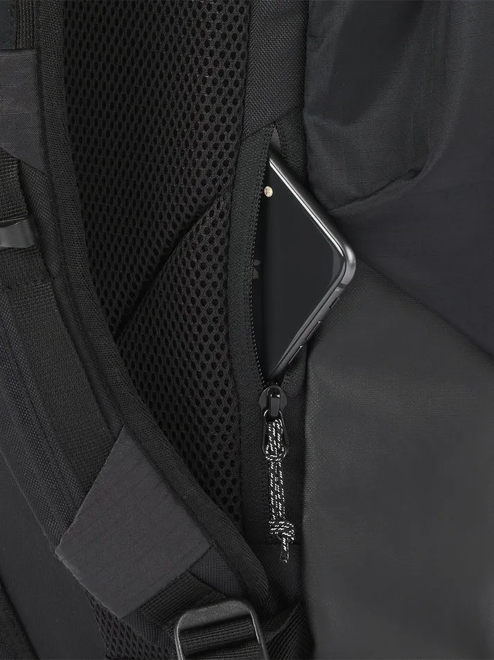 AEVOR Roll Pack Proof black