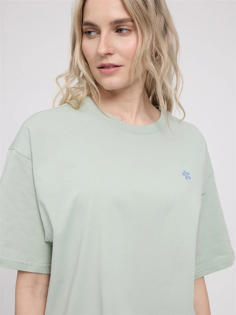 MAZINE Back Print T-Shirt light-aqua-courage
