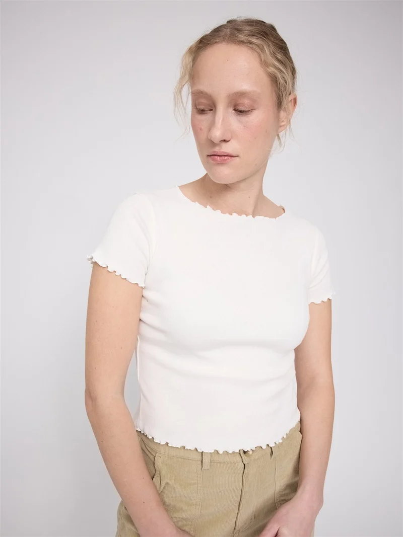 MAZINE Babylock Hems T-Shirt offwhite