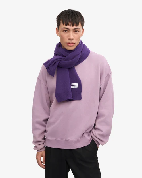 COLORFUL STANDARD Merino Wool Scarf ultra violet