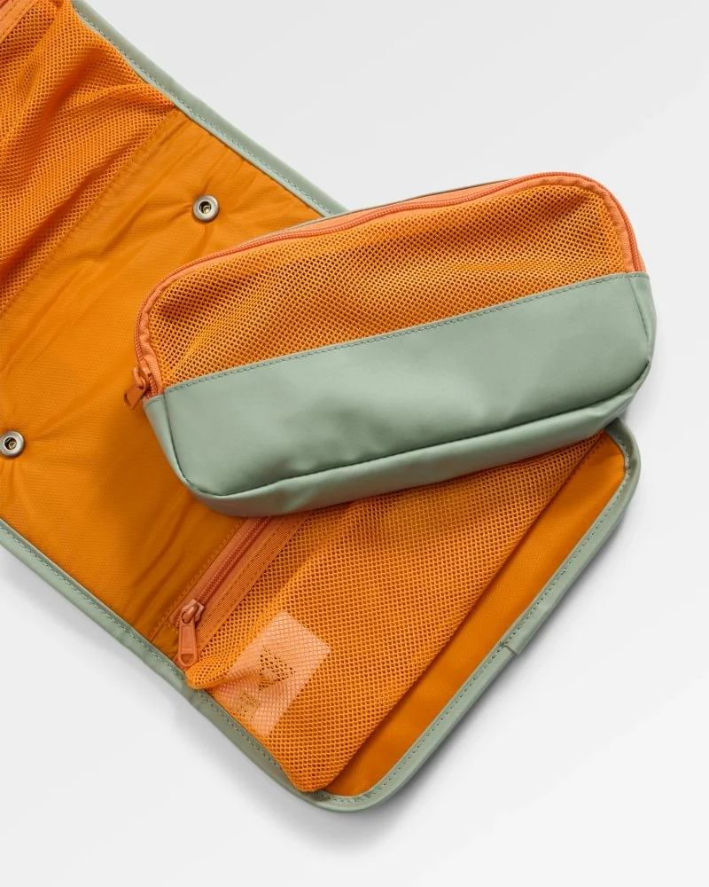 PASSENGER Drop Recycled Wash Kit pistachio