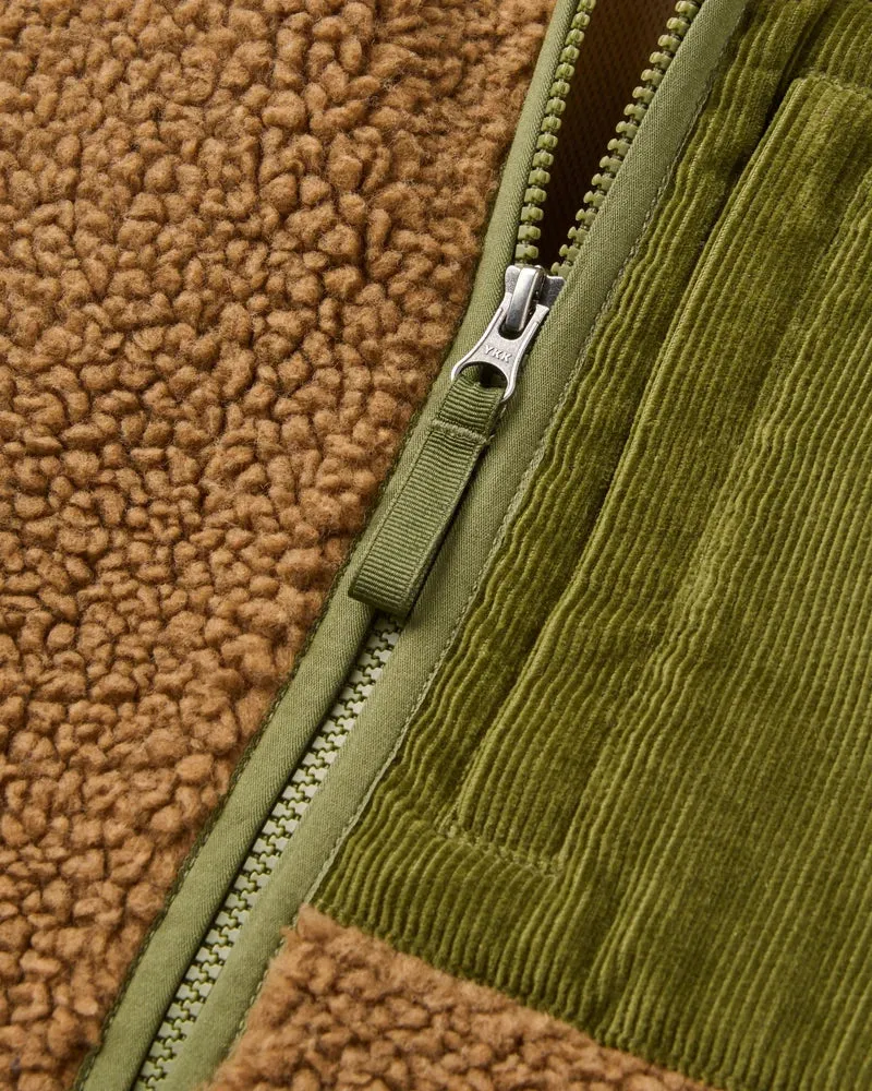 PASSENGER Trekker Recycled Deep Pile Sherpa Vest caramel