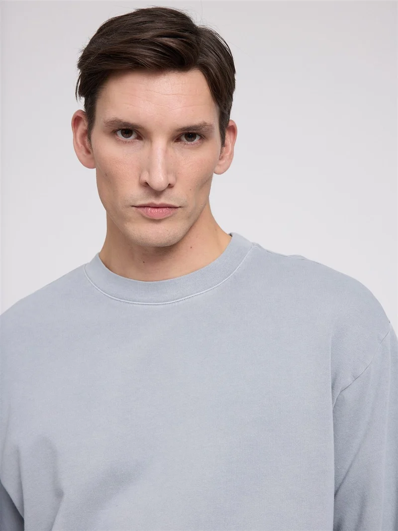 MAZINE Genderless Natural Dye Sweatshirt natural-dye-ice-blue