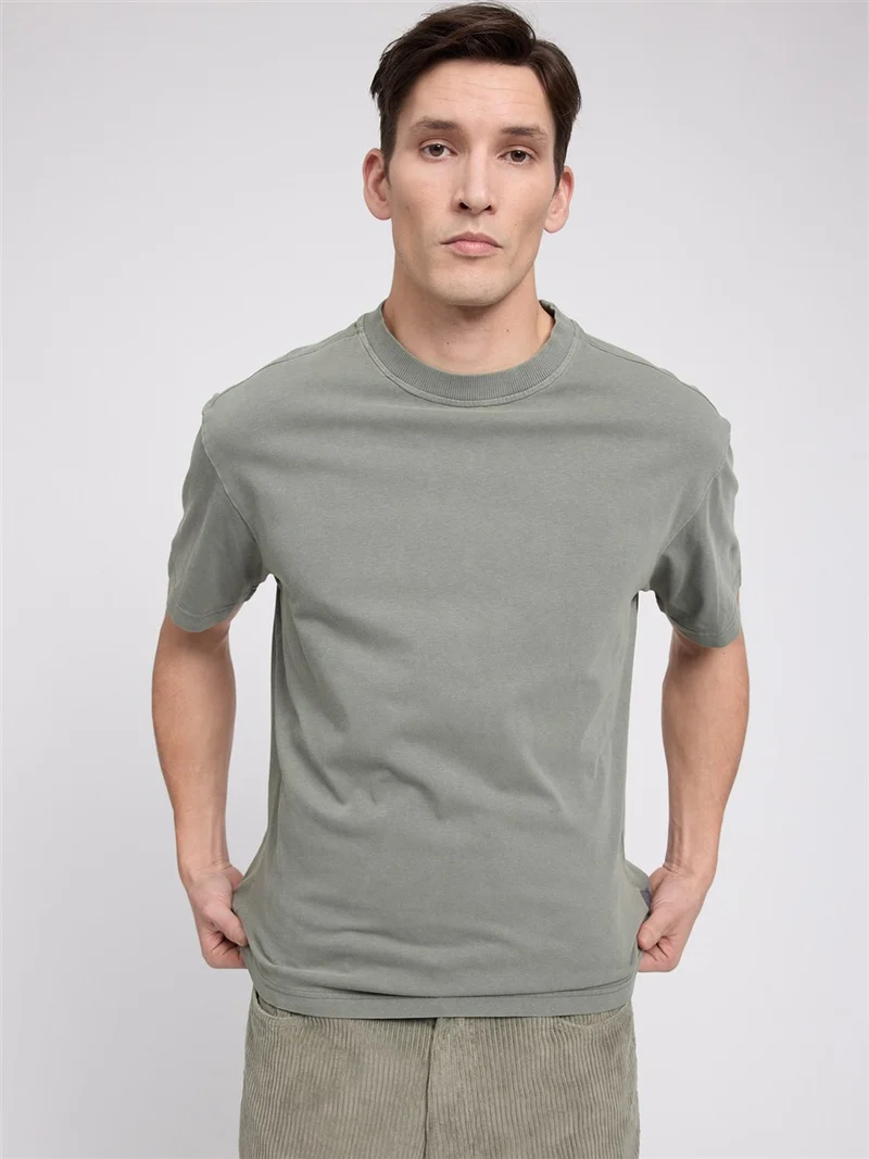 MAZINE Natural Dye T-Shirt natural-dye-light-bottle
