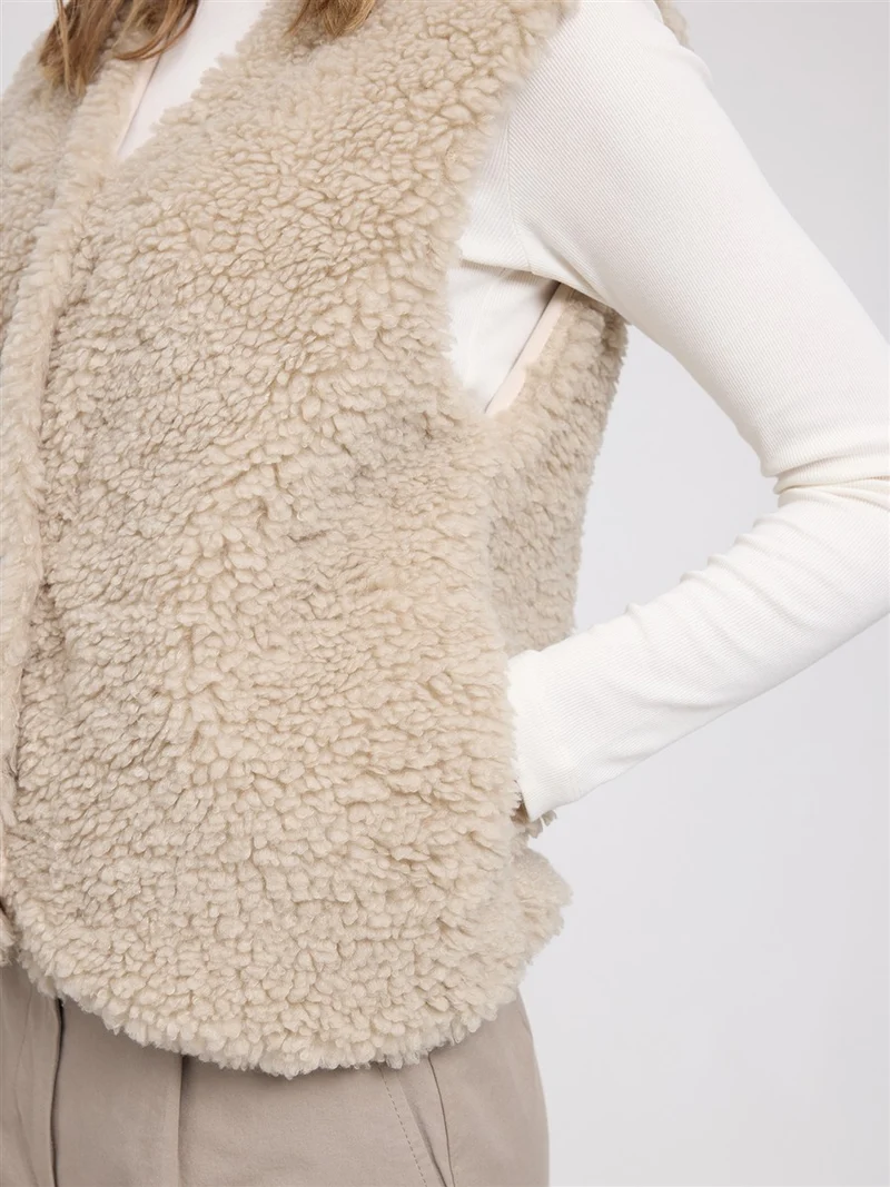 MAZINE Faux-Fur Vest natural