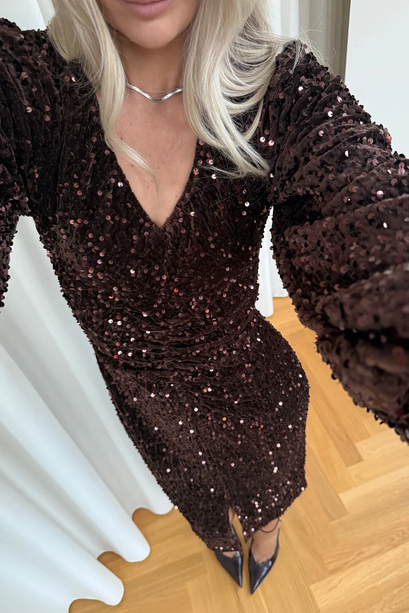 Noella - Teagan Lg Dress - 1021 Chocolate Brown