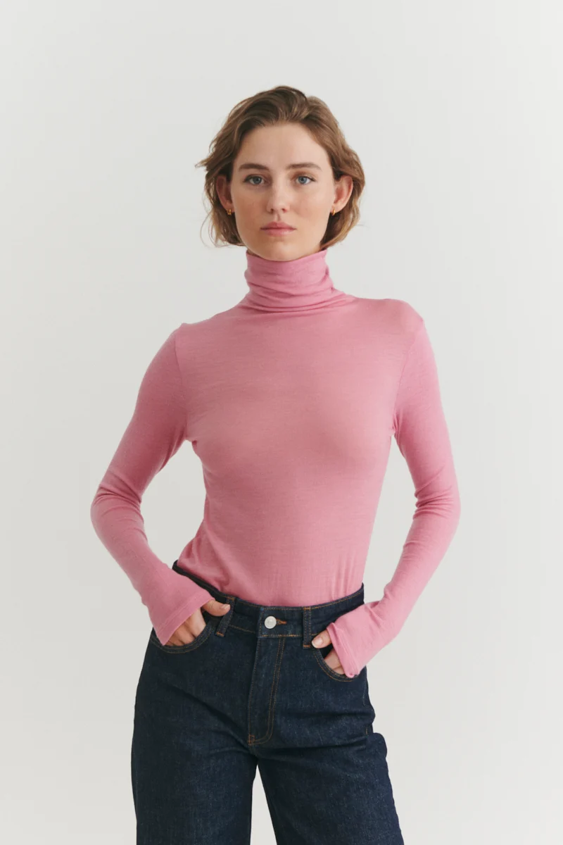 BASIC APPAREL Rinja T-Neck cashmere rose