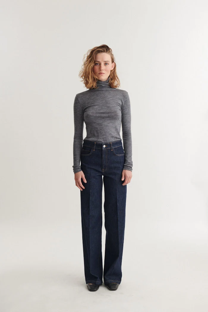 BASIC APPAREL Rinja T-Neck grey mel.