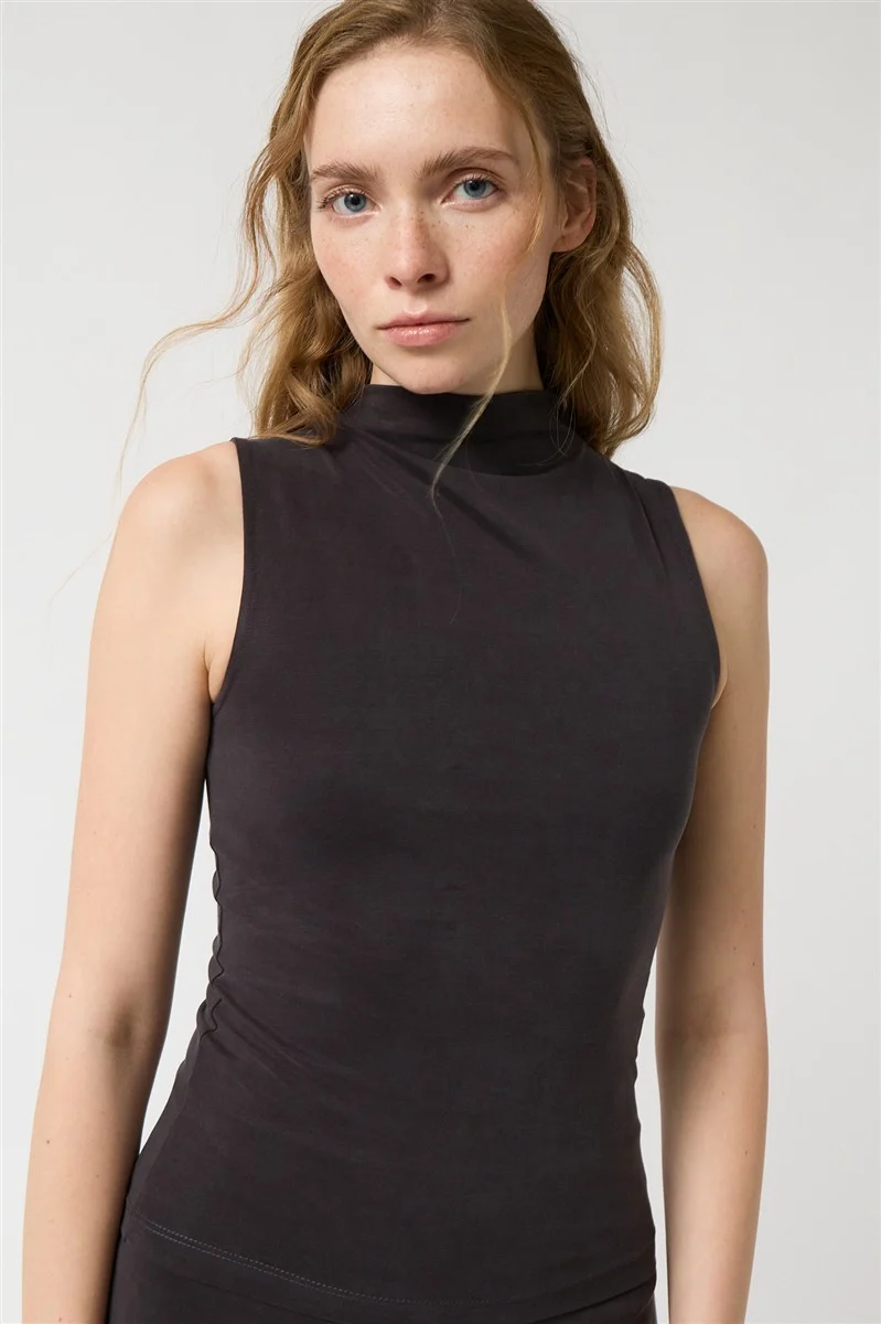 AMT Galena Perkins Top charcoal