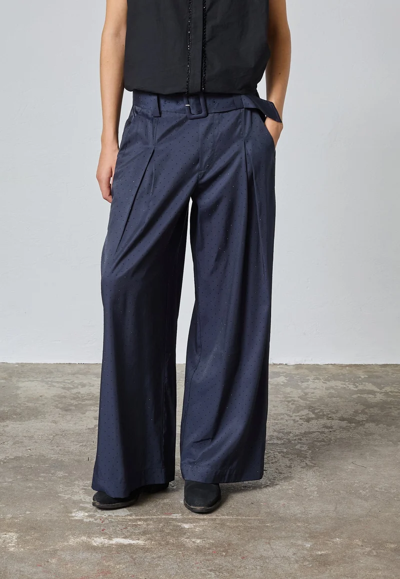 Love & Divine - Love1459 19383 - 440 - Navy