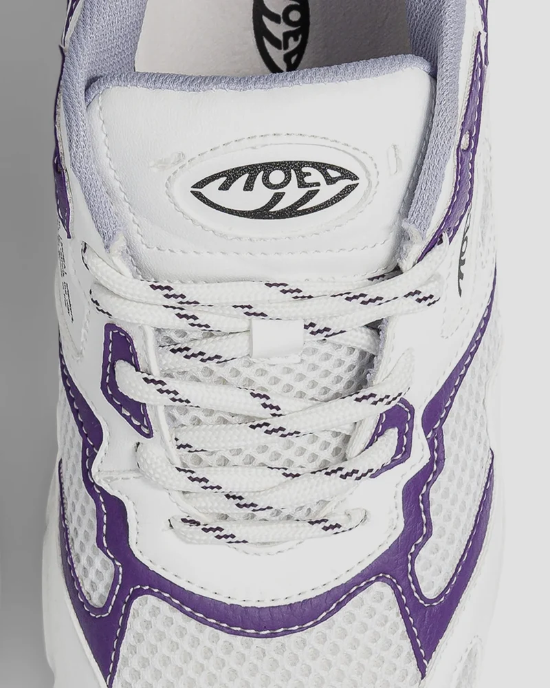 MOEA Rush white & purple