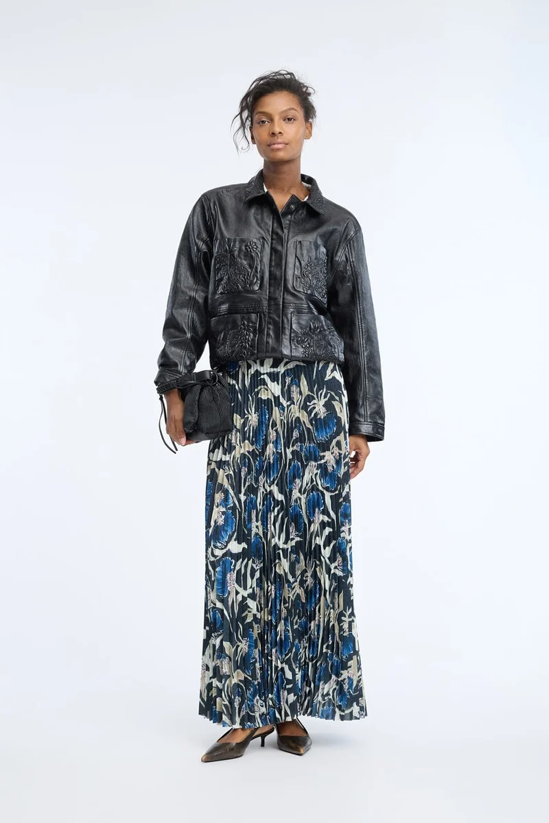 Munthe - Taulla 264120426422 - 102 - Print Black