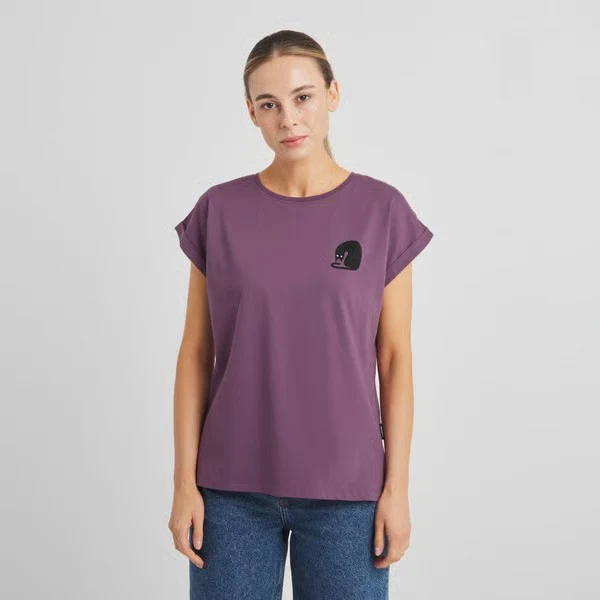 DEDICATED T-Shirt Visby Curious Cat Berry Purple