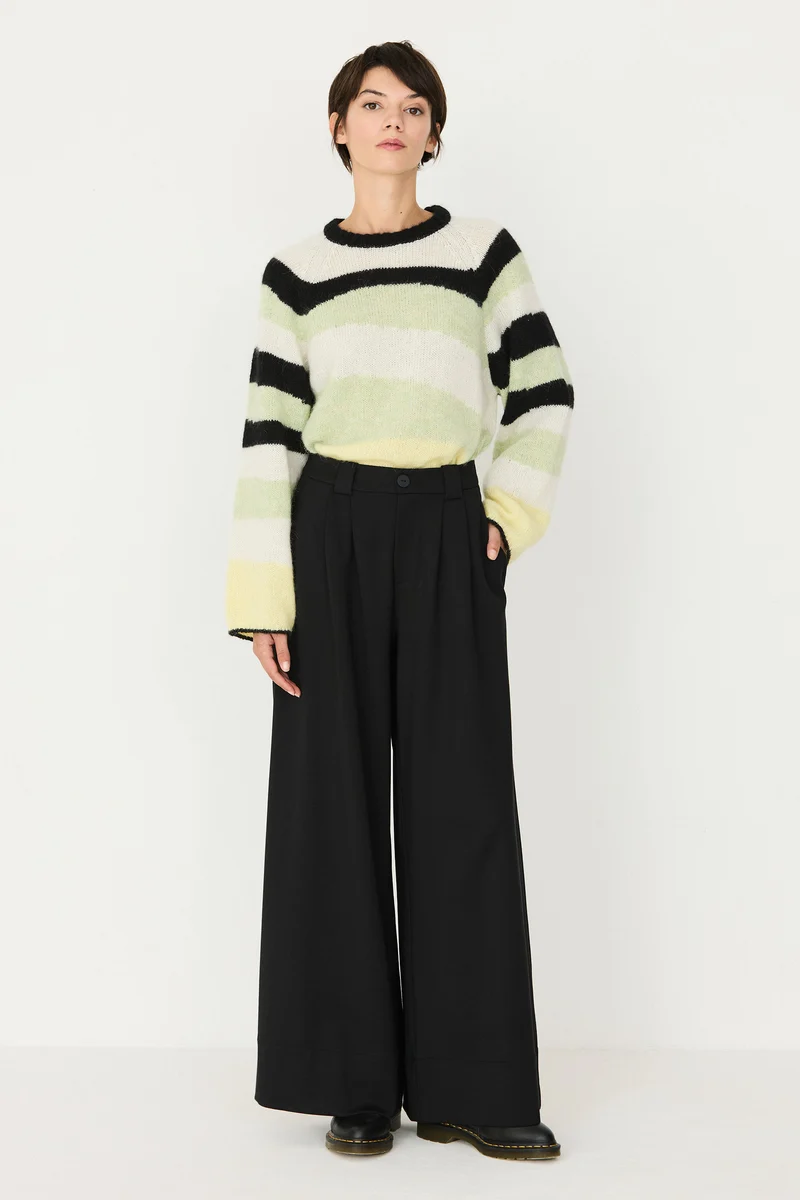 SKFK Hose Nia black