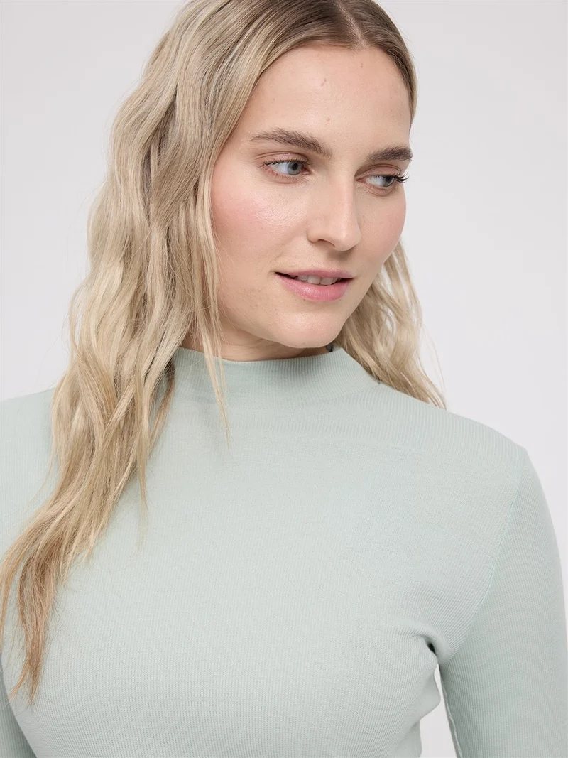 MAZINE Basic Turtleneck Longsleeve light-aqua