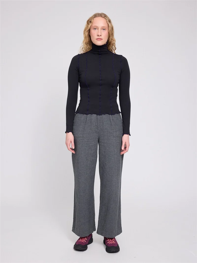 MAZINE Babylock Hems Turtleneck Longsleeve black