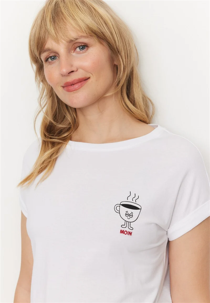 RECOLUTION Cayenne Moin white