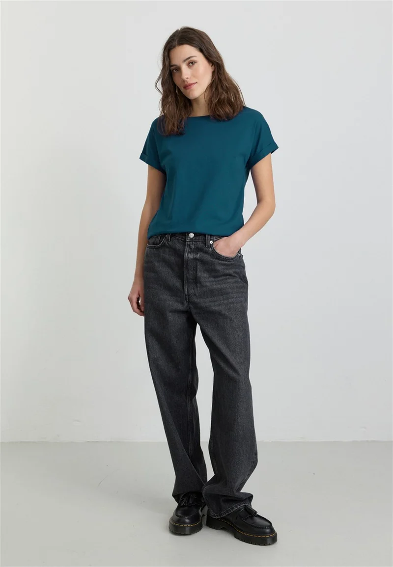 RECOLUTION Cayenne deep teal