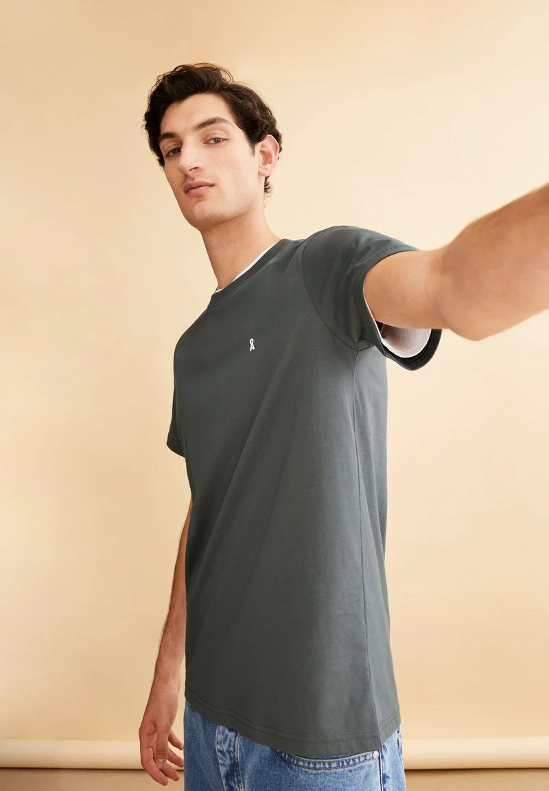 Laaron