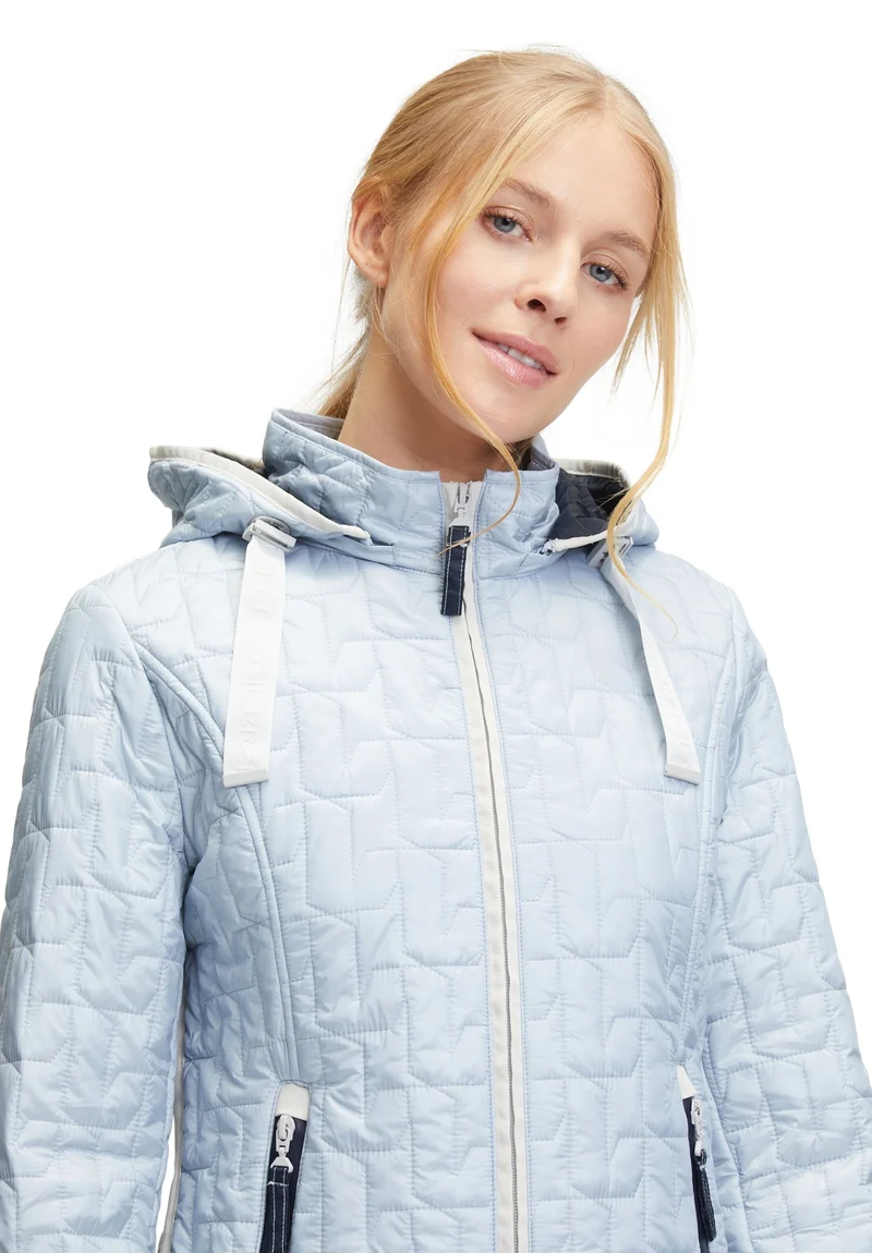Jacke Watte