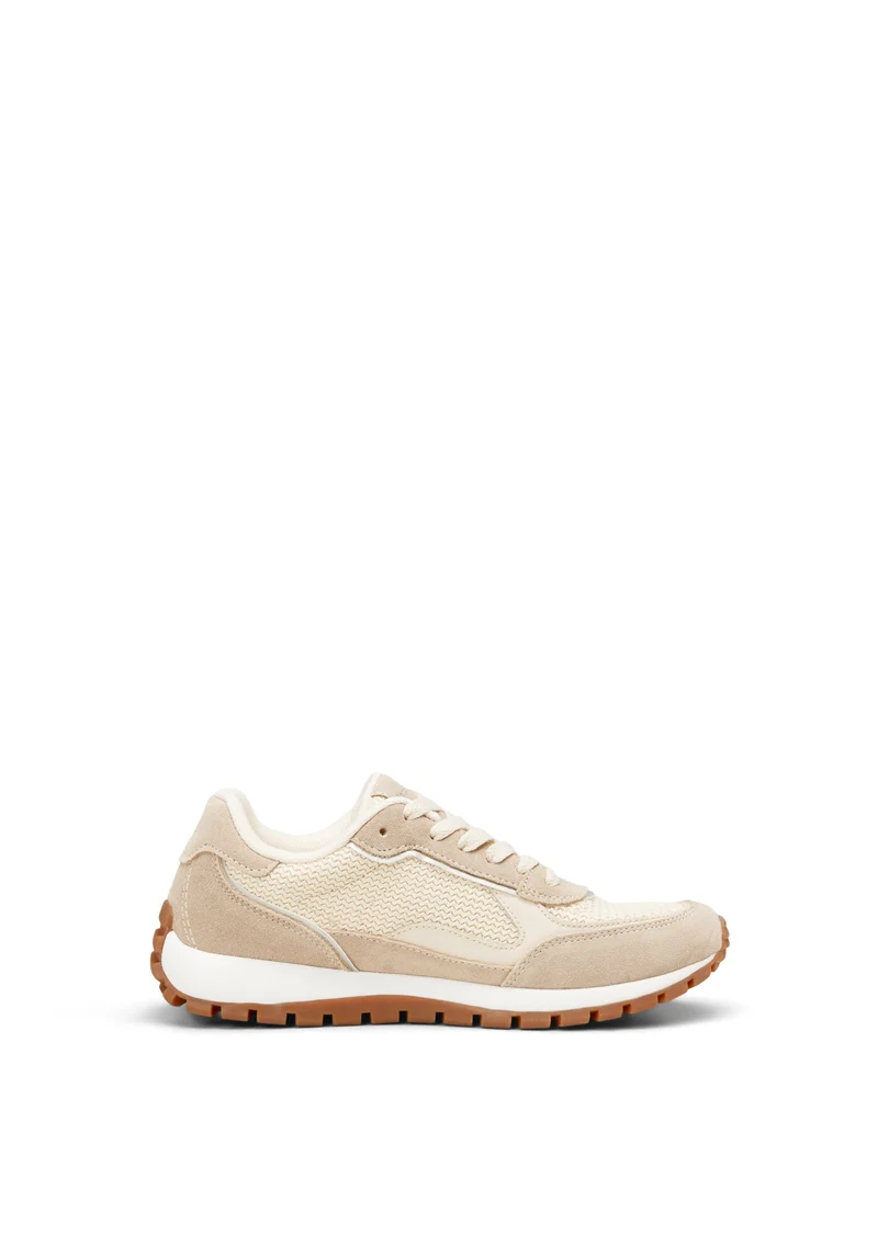 Sneaker