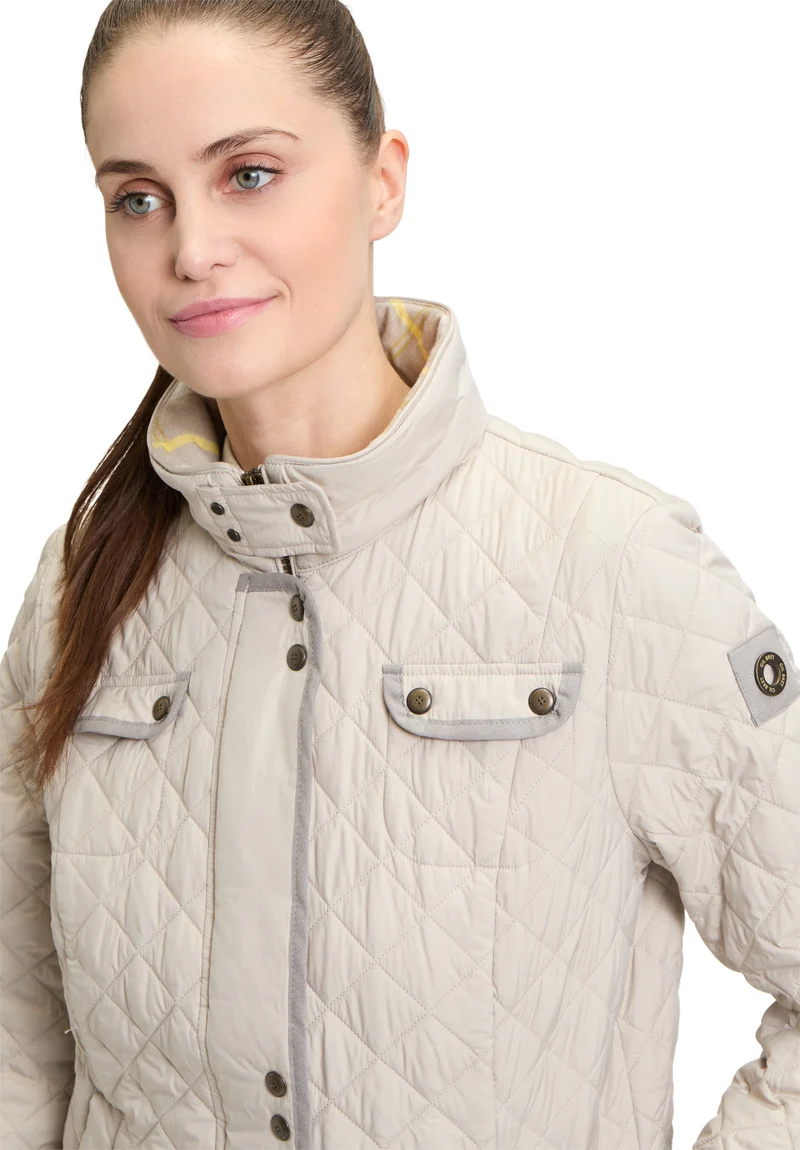 Jacke Watte