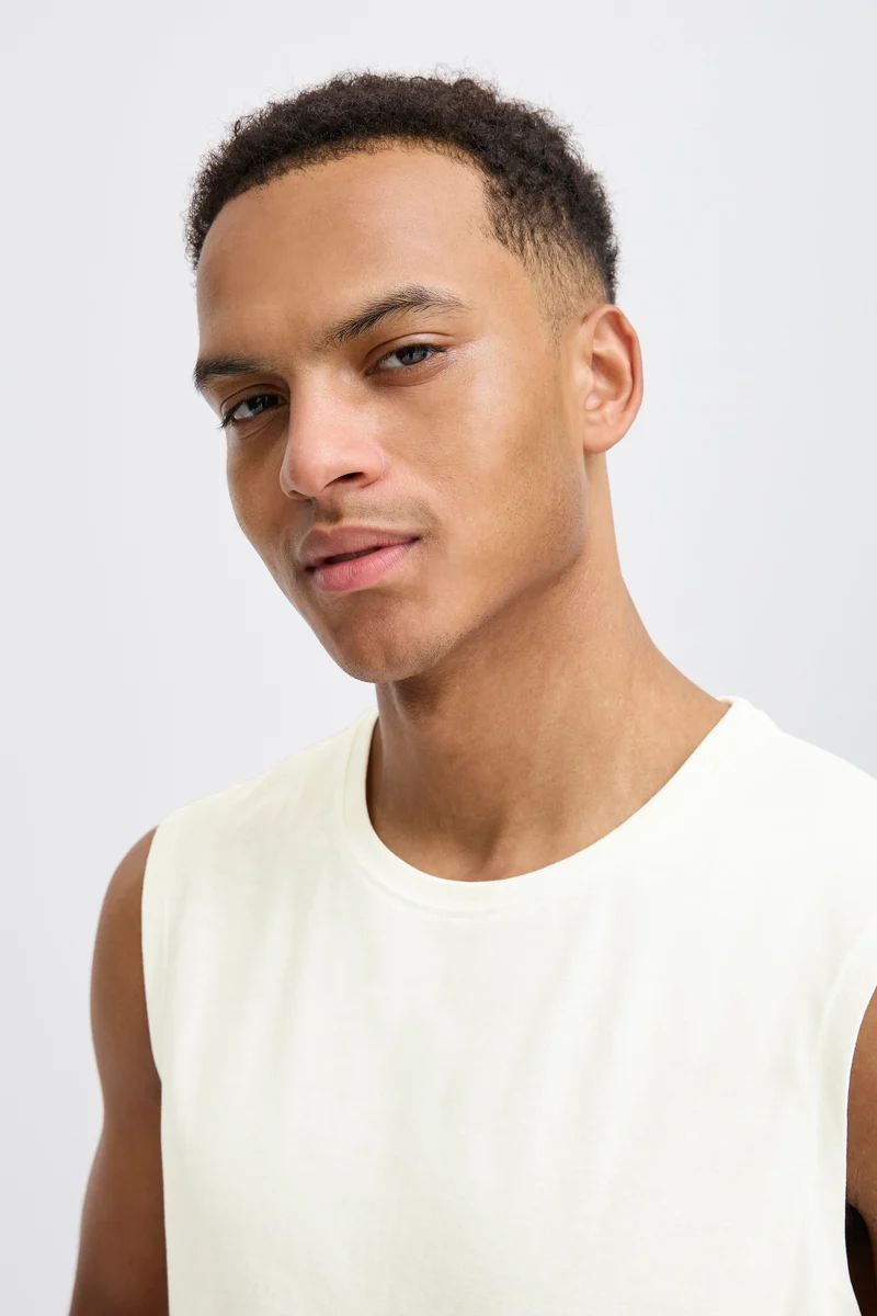 Sleeveless Top - single pack