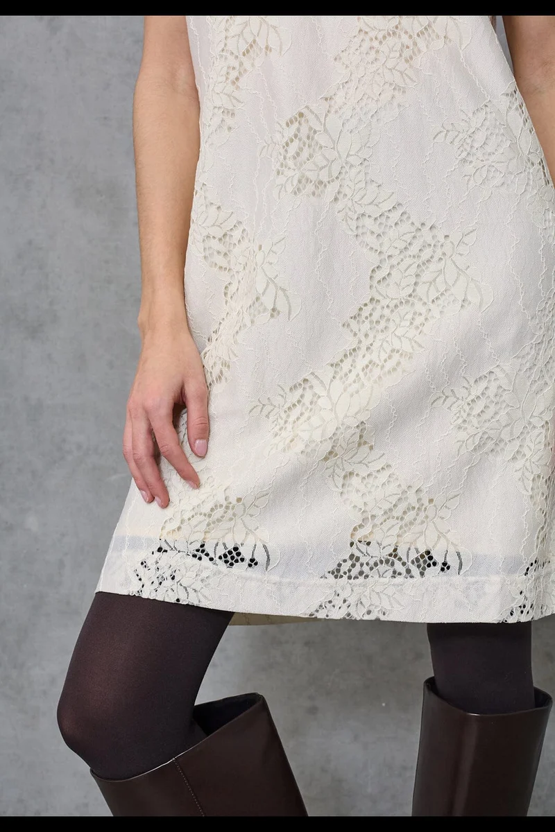 Love & Divine - Love1524 19781 - 115 - Cream