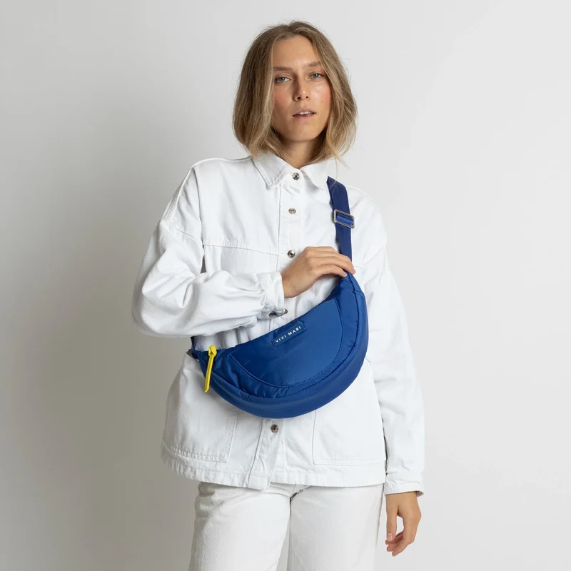 VIVI MARI Padded Hip Bag medium - blue