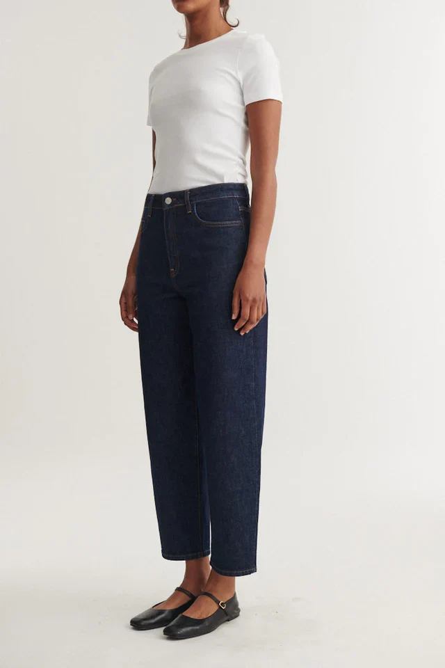 BASIC APPAREL Ea Rinse Wash Jeans raw denim