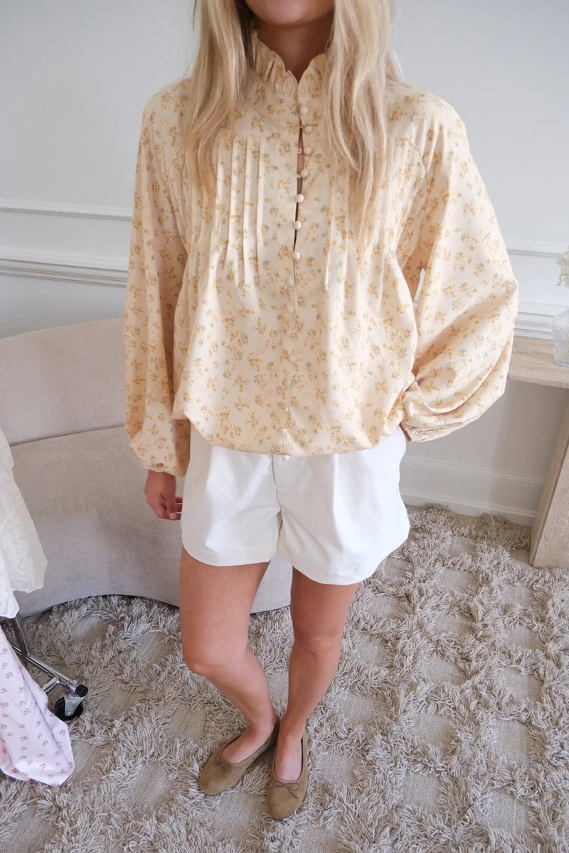 BYIC x Molly&My - Ingeborgic Shirt A23929 - Yellow Flower Print