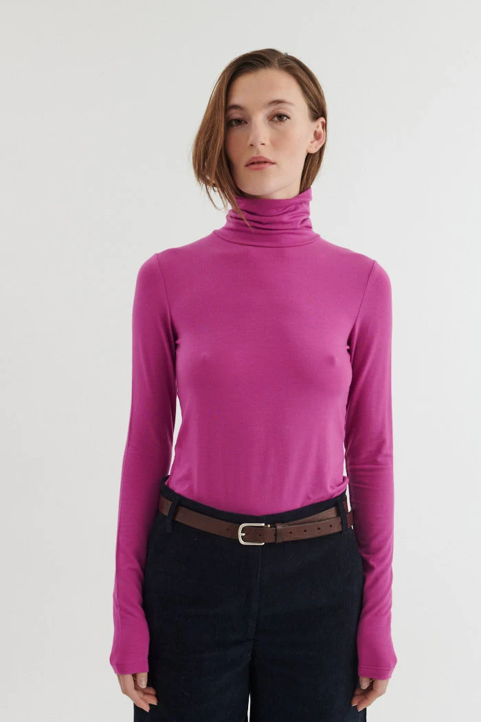 BASIC APPAREL Joline T-Neck purple orchid