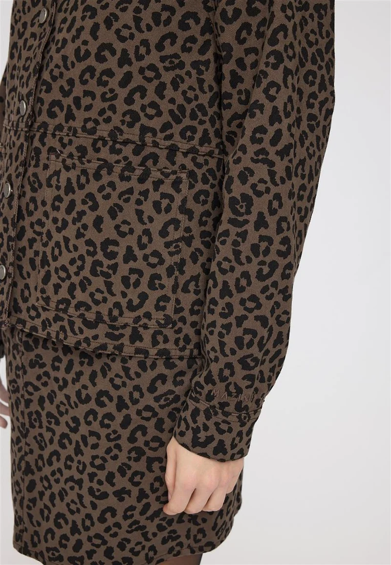 MAZINE Printed V-Neck Denim Jacket chocolate brown/printed