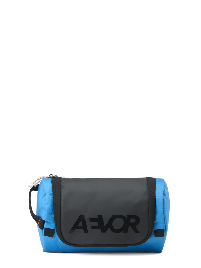 AEVOR Wash Pack Proof retro blue