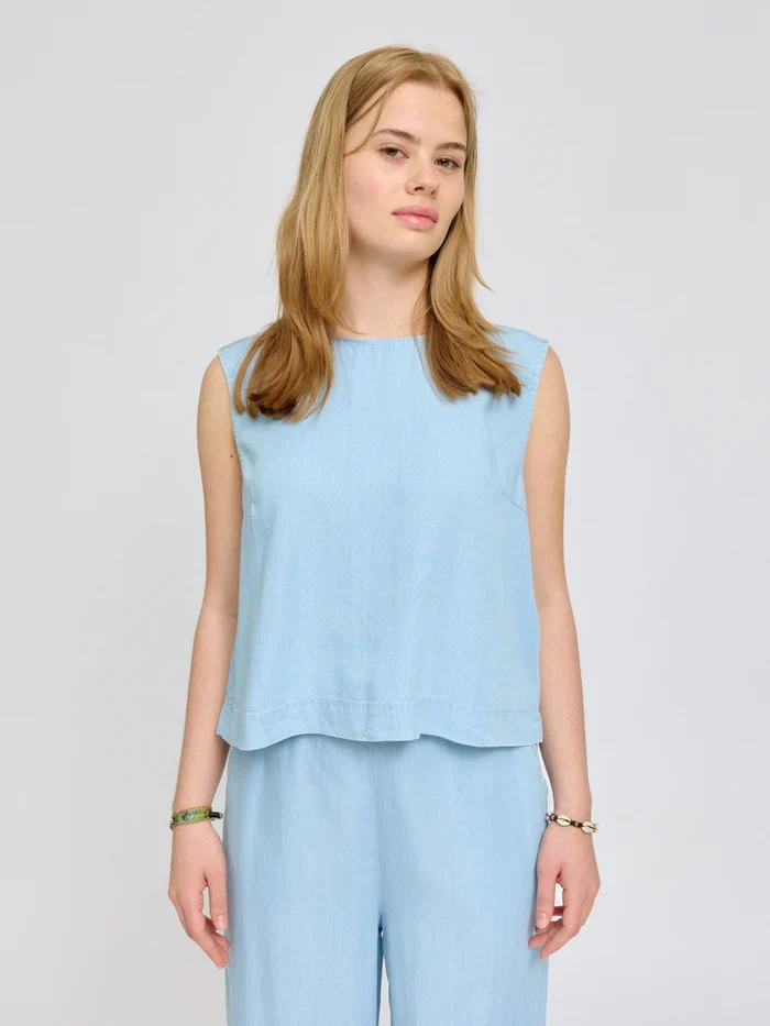 MAZINE Tencel Top light blue washed