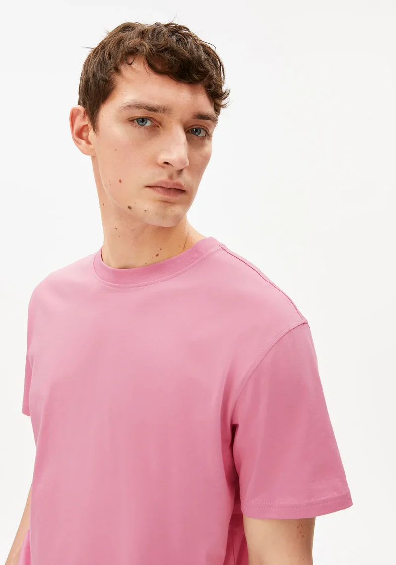 ARMEDANGELS Maarkos Mid Weight T-Shirt washed berry