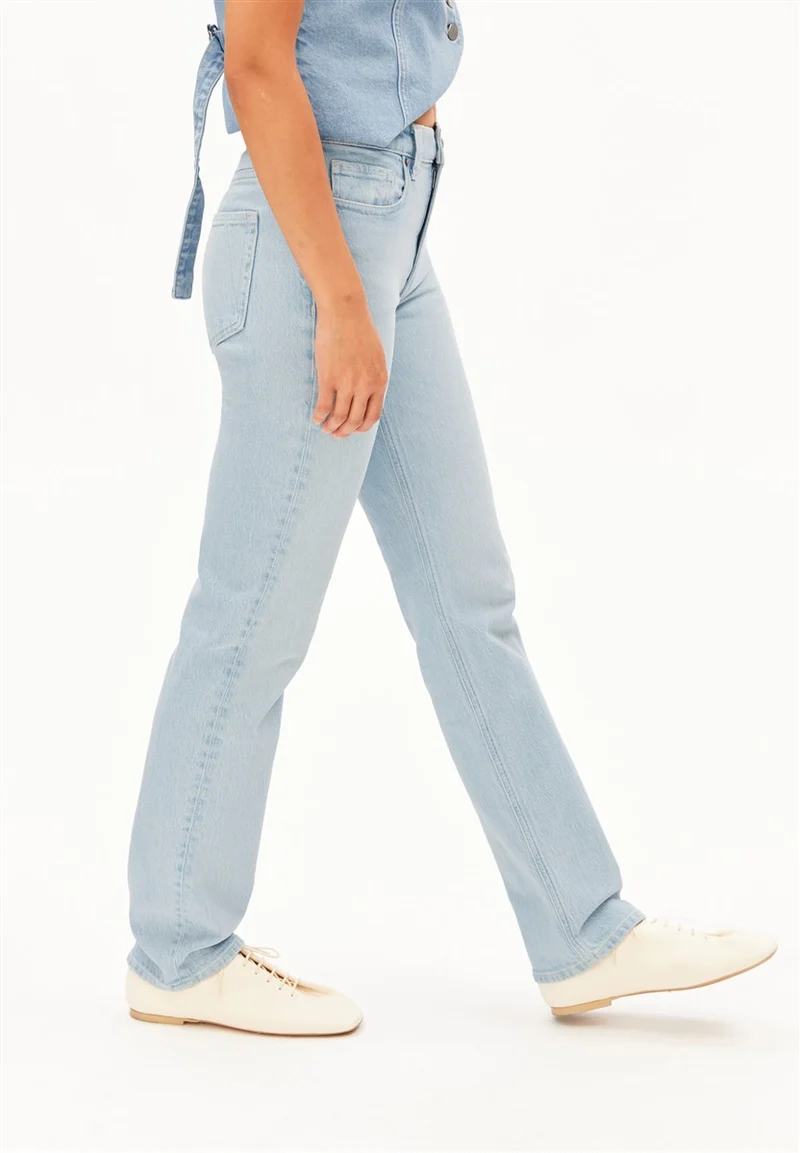 ARMEDANGELS Carenaa Straight Jeans glacier