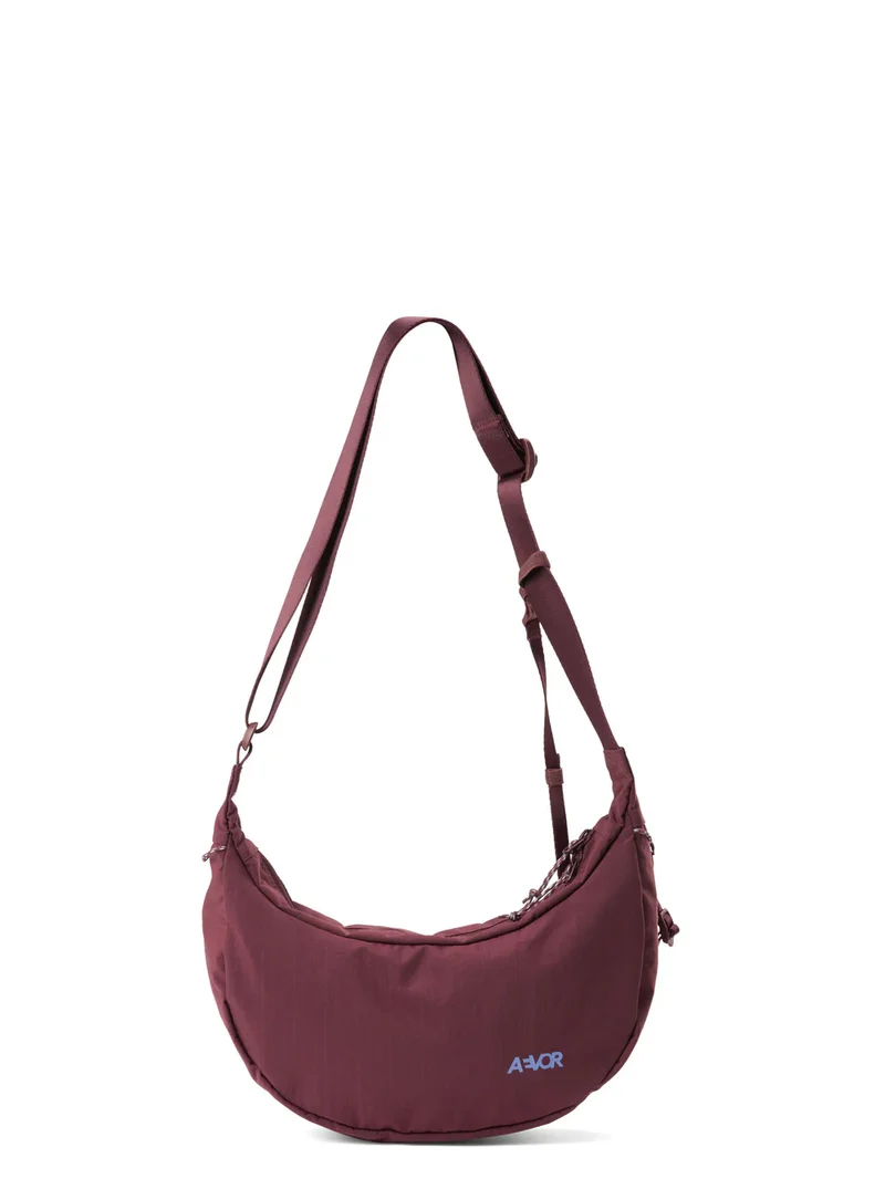 AEVOR Sling Bag Small burgundy