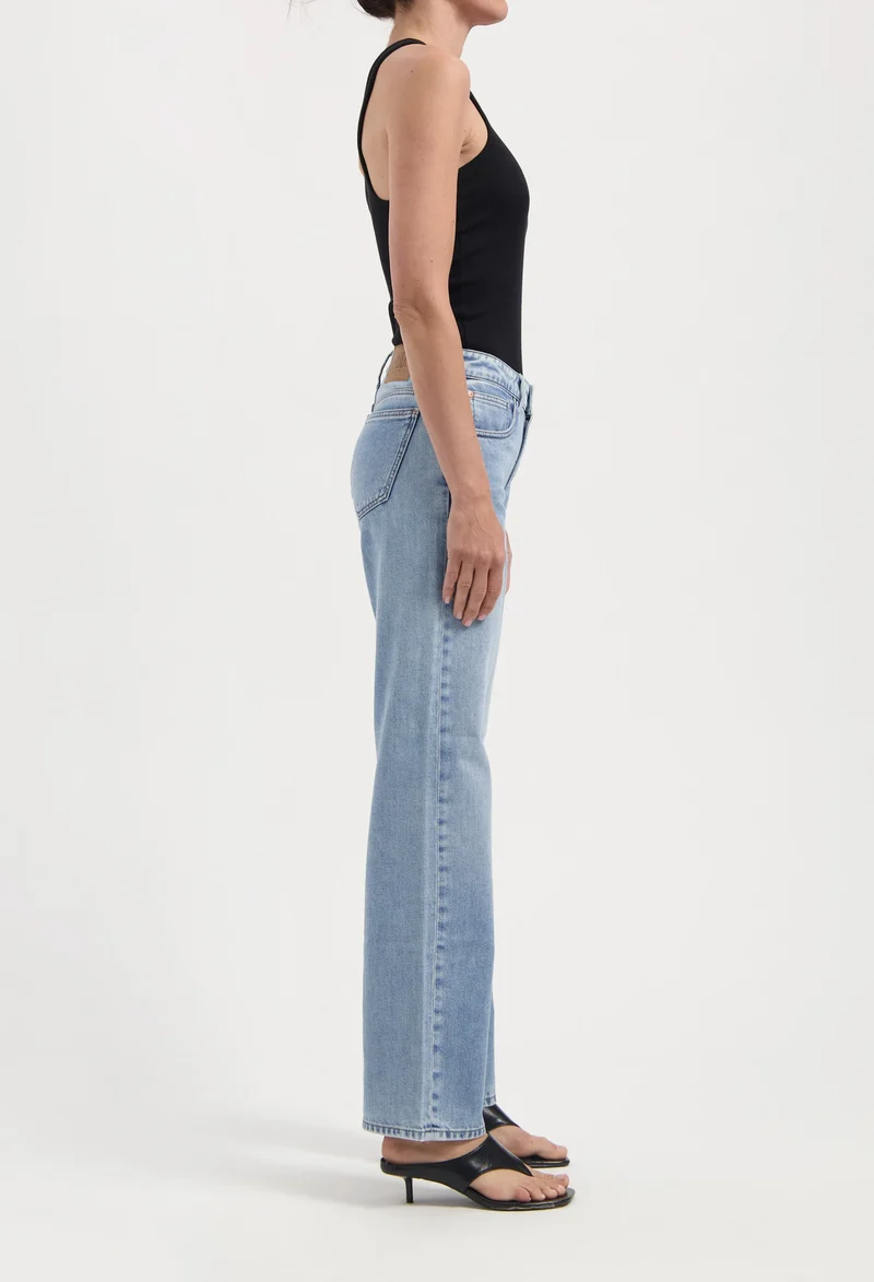 MUD JEANS Carry Mid Straight light stone vintage