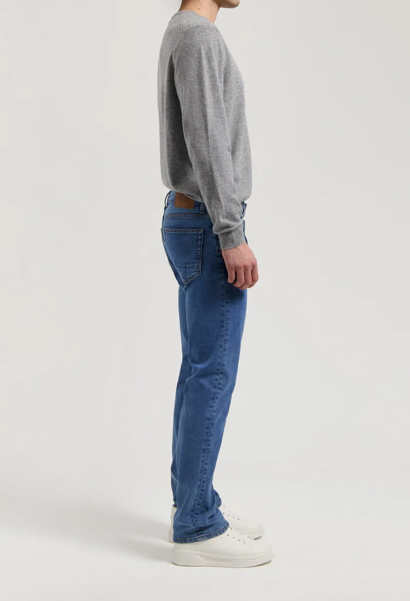 MUD JEANS Bryce Mid Straight stone vintage