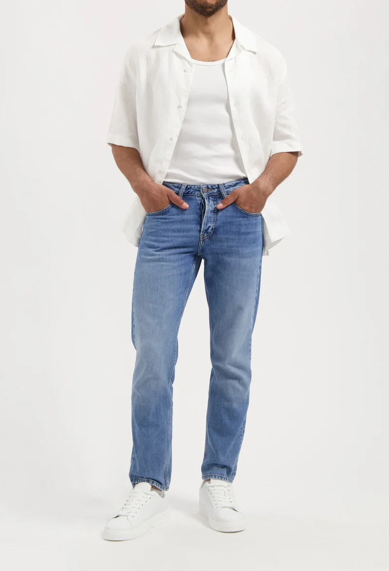 MUD JEANS Hank Mid Tapered Medium Aged